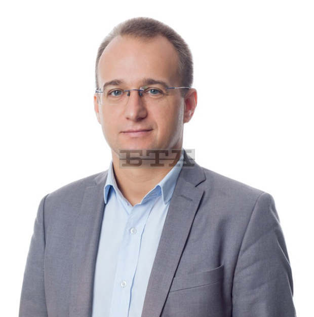 Разширението на пътя между Пампорово и Асеновград ще допринесе за развитието на туризма, икономиката, транспорта и инфраструктуртата в област Смолян Разширението на пътя между Пампорово и Асеновград ще допринесе за развитието на туризма, икономиката, транспорта и инфраструктуртата в област Смолян