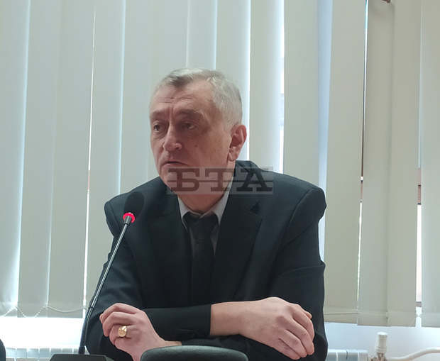 В класните стаи ще се върнат около 40 процента от малките ученици в Ямболска област В класните стаи ще се върнат около 40 процента от малките ученици в Ямболска област