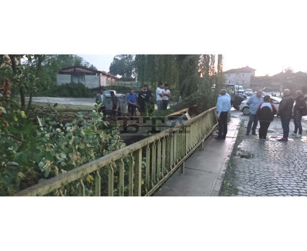 Смерч е нанесъл щети в тополовградското село Орлов дол