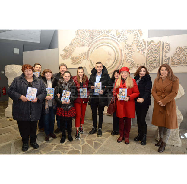 Книгата "Стара Загора: 100 портрета" представя забележителни личности от града Книгата "Стара Загора: 100 портрета" представя забележителни личности от града