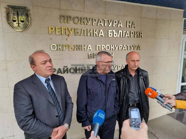 На ГКПП Дунав мост 2 при Видин - Калафат задържаха повече от 40 кг хероин и 41 кг златни бижута за два дни На ГКПП Дунав мост 2 при Видин - Калафат задържаха повече от 40 кг хероин и 41 кг златни бижута за два дни