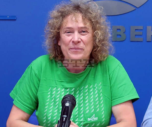 ДБ постигна искането си в актуализацията на бюджета да бъдат подкрепени земеделците заради щетите от COVID-19, заяви депутатът Албена Симеонова ДБ постигна искането си в актуализацията на бюджета да бъдат подкрепени земеделците заради щетите от COVID-19, заяви депутатът Албена Симеонова