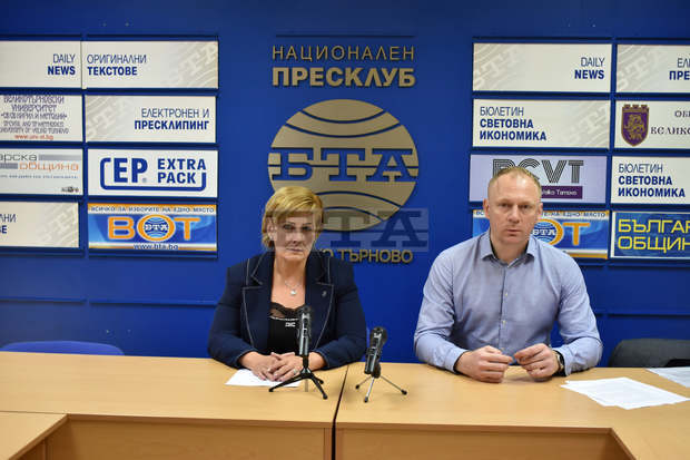 Основната цел на партия "Възраждане" е защита единствено и само на българските интереси Основната цел на партия "Възраждане" е защита единствено и само на българските интереси