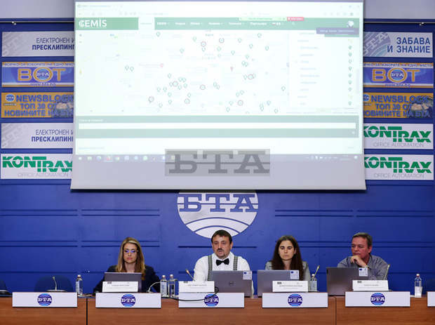 Представиха информационна платформа за местата, на които да могат да бъдат предавани битови отпадъци в София