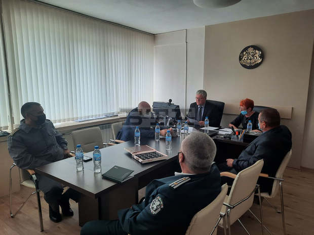 По 120 души среднодневно се ваксинират в Пернишка област