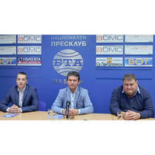 Правителство с истински реформаторски политики ще има, прогнозира Найден Зеленогорски от "Демократична България" Правителство с истински реформаторски политики ще има, прогнозира Найден Зеленогорски от "Демократична България"