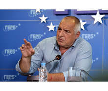 Слави, дай им постове на тези - да мирне държавата, поиска Бойко Борисов