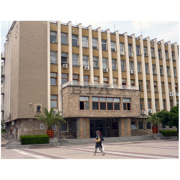 На балотажа в област Хасково избирателната активност към 16 часа е 25,96 процента На балотажа в област Хасково избирателната активност към 16 часа е 25,96 процента