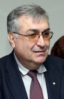 Prime Minister Urges Corpbank Majority Owner to Cooperate with Judicial Authorities