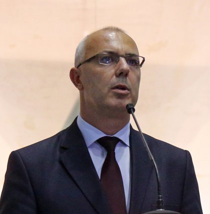 Interior Minister Vouchkov Reduces Privileges of  Ministry's Administration Employees