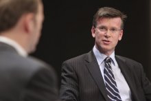 Adopting Euro Is Next Logical Step for Bulgaria, Says Ireland's Central Bank Director Alan Ahearne 