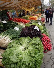 Survey: 94% of Bulgarians Think Government Should Support Locally Produced Food