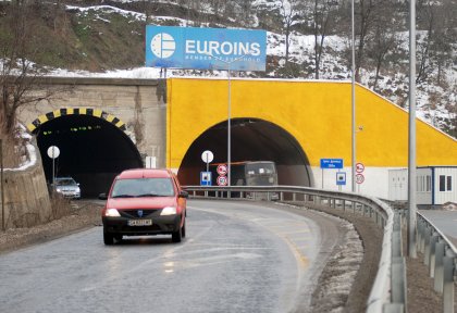 Tunnel Construction Tender Halted over Missing Documents Prompts Construction Chamber to Demand Resignation of Caretaker Regional Development Minister