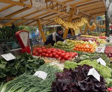 Consumer Protection Association: Electricity, Fuel Hikes Push Food Prices Up