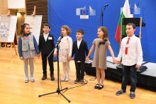 Culture Minister and Eurocommissioner Open Exhibition of Bulgarian Discoverers and Inventors in Brussels