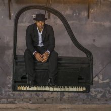 Bulgarian Folklore Meets Cuban Jazz in New Project of Cuban Pianist Roberto Fonseca