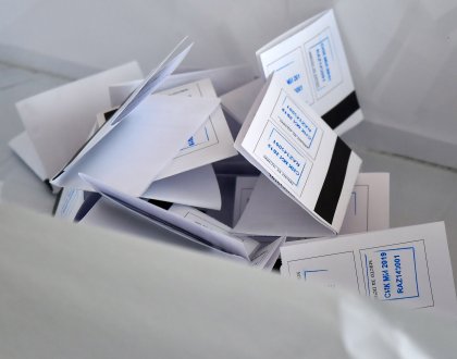 Alpha Research: Voting Poll Difference Increases between Two Main Political Forces, GERB and BSP