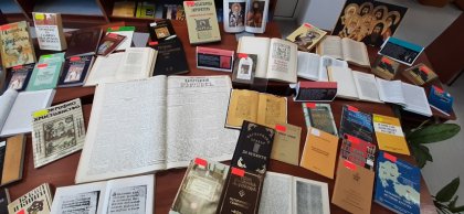 Библиотеката на ВСУ „Черноризец Храбър“ с изложба, посветена на разпространението на славянската писменост Библиотеката на ВСУ „Черноризец Храбър“ с изложба, посветена на разпространението на славянската писменост