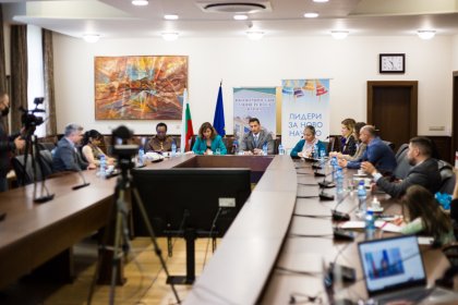 Устойчивото лидерство и възможностите за ново начало бяха дискутирани в Икономически университет – Варна Устойчивото лидерство и възможностите за ново начало бяха дискутирани в Икономически университет – Варна