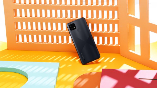 Vivacom ще предлага смартфона Realme C21 Vivacom ще предлага смартфона Realme C21