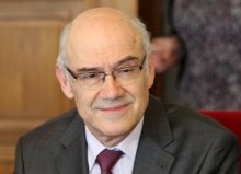 Parliament Refuses to Dismiss Energy Regulator Chief