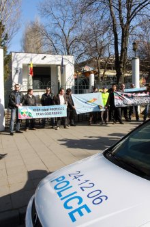 Police Arrest Two Men Suspected of Blowing Up ATM in Sapareva Banya